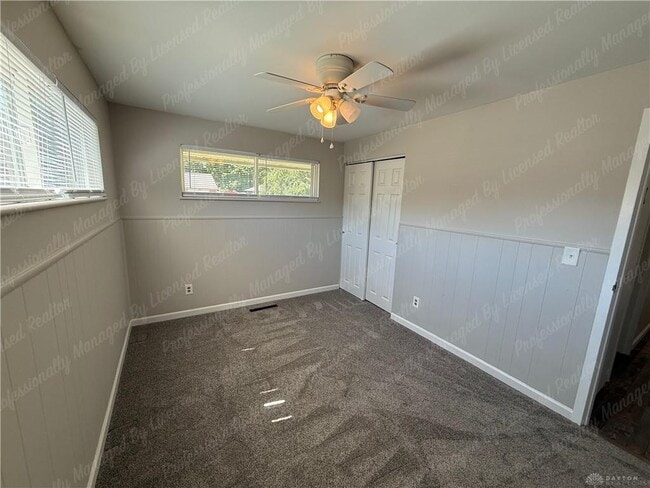 Building Photo - 5678 Tomberg St