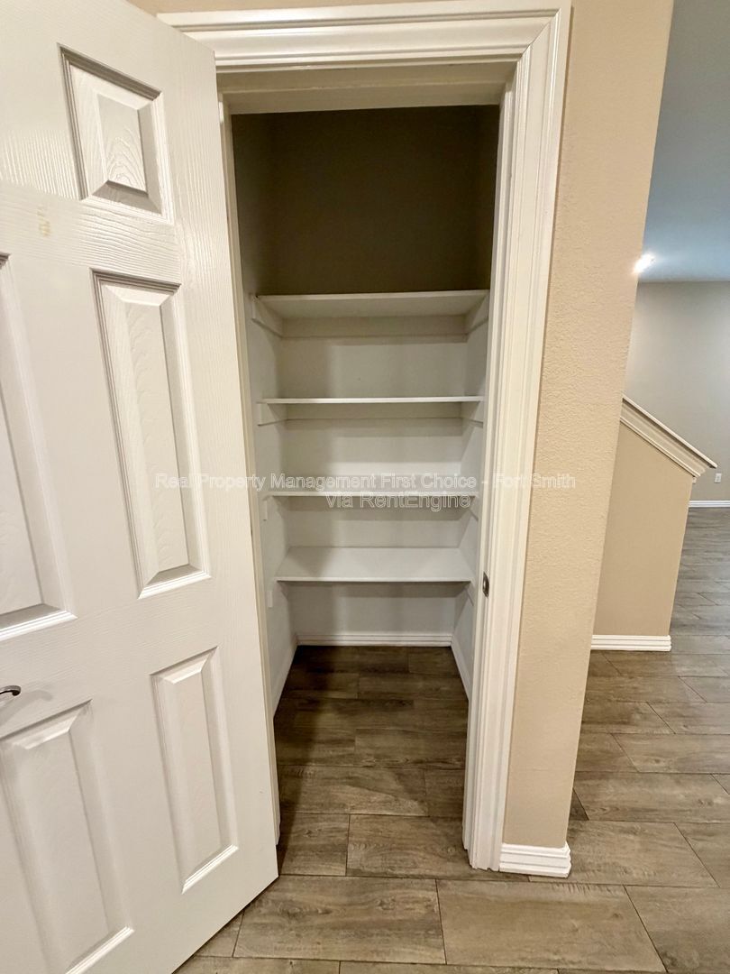 Building Photo - 6609 Leightyn Ln