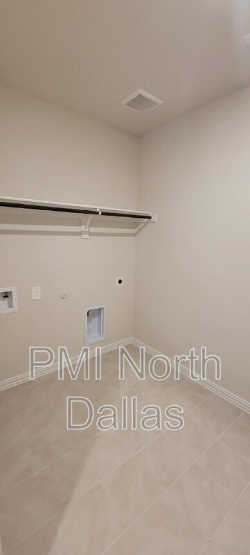 Building Photo - 10609 Potawatomi Ln
