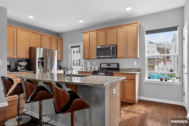 Building Photo - 56 Wesmont Drive