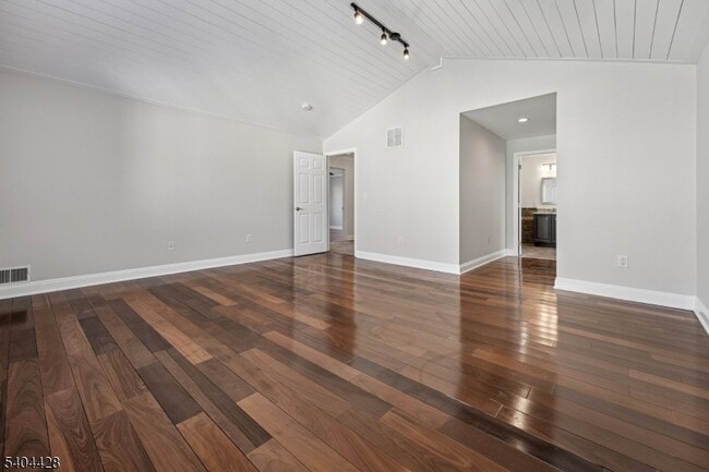 Building Photo - 52 Wildflower Ln