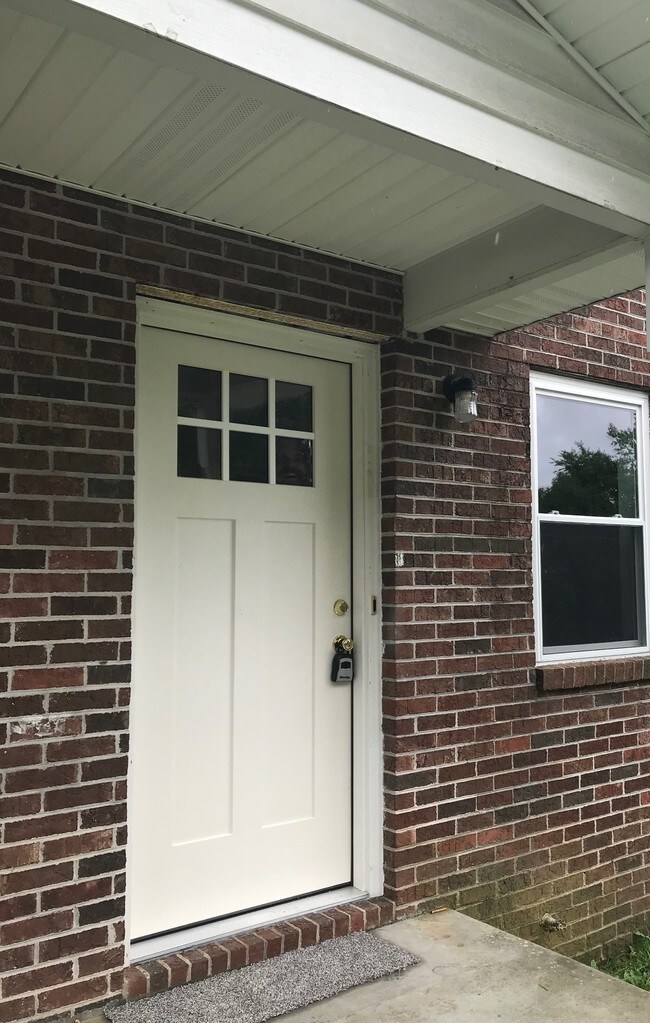 199 Rockingham Rd 199 Rockingham Rd Johnson City TN 37615 Apartment