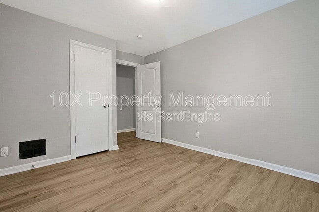 Building Photo - 350 S Chase Ave