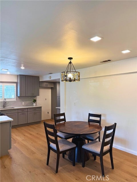 Building Photo - 9741 Homestead St