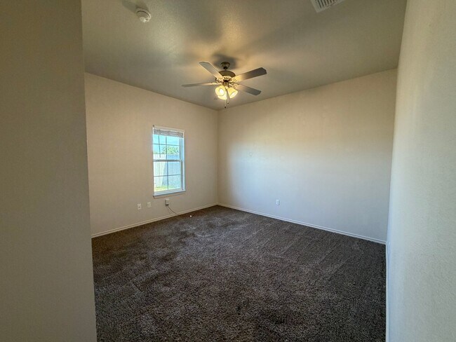 Building Photo - Luxury Town House in Southwest Lubbock