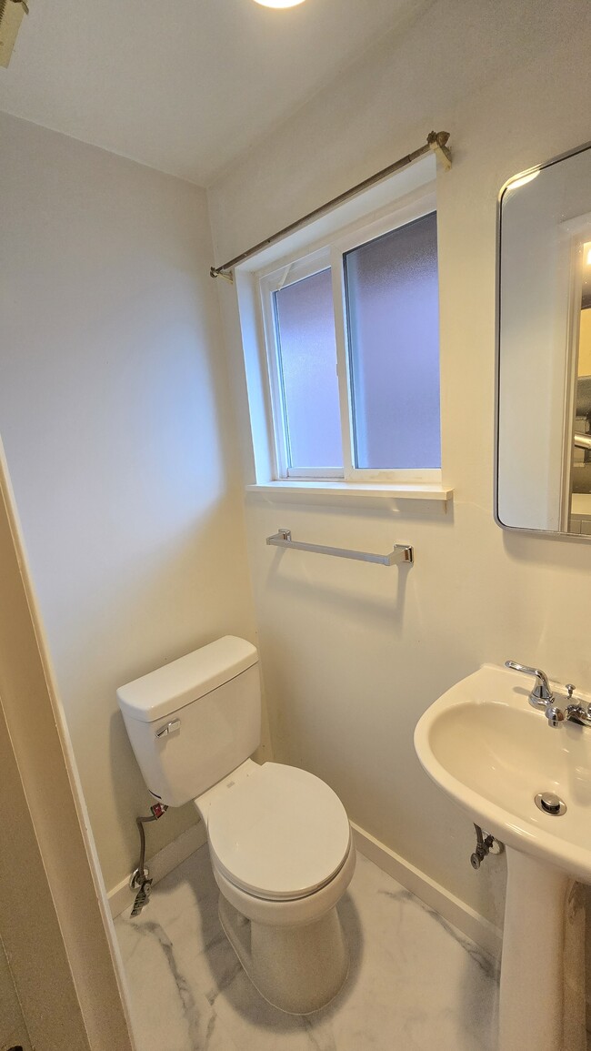 Building Photo - 6546 25th Ave NE