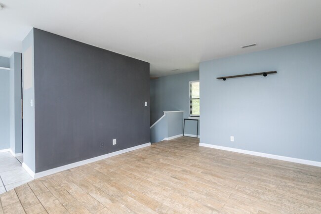 Building Photo - 2801 W Broadway