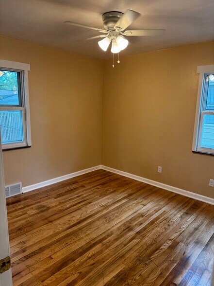 Building Photo - 2810 Fortune Ave