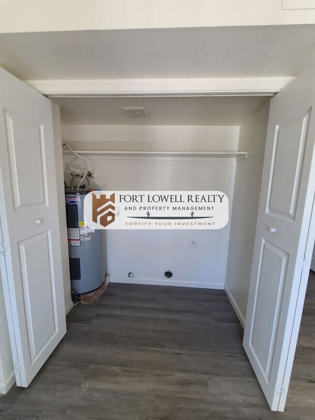 Building Photo - Newly Renovated 2 Bedroom, 1 Bath with Washer/Dryer Hook Ups.  SECTION 8 ACCEPTED