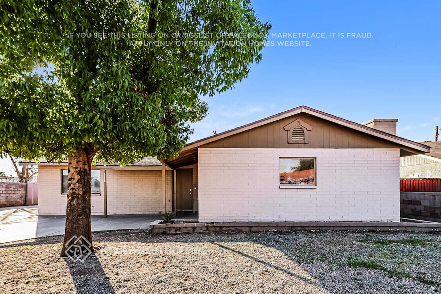 Primary Photo - 6921 W Hazelwood St