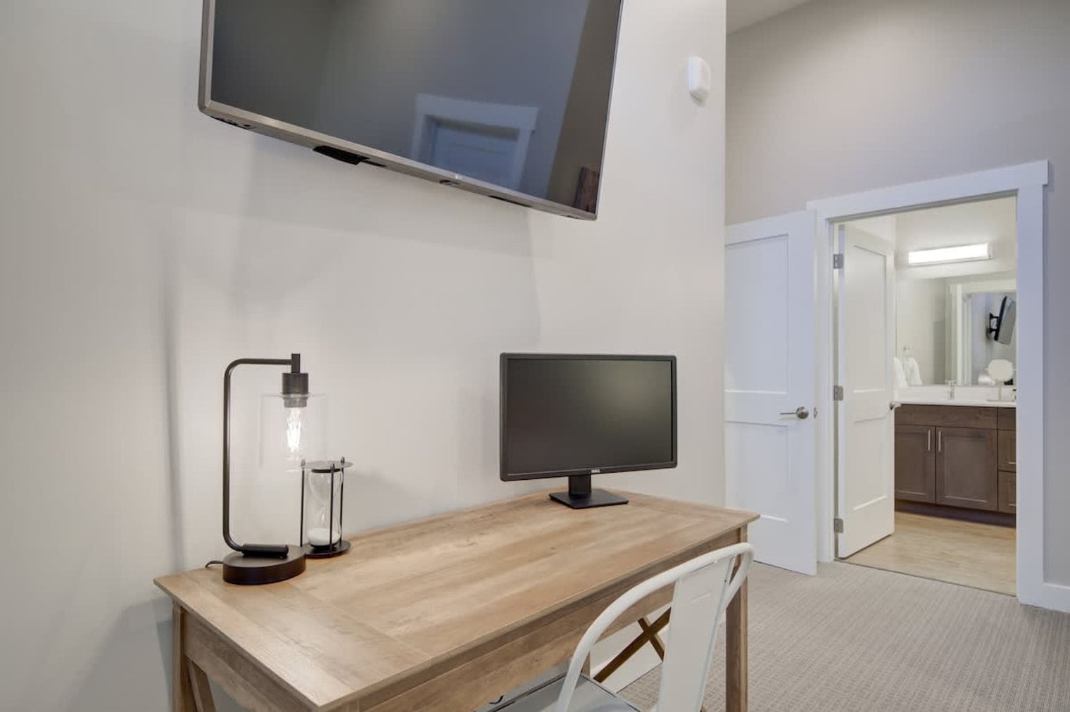 Building Photo - 110 W Beall St