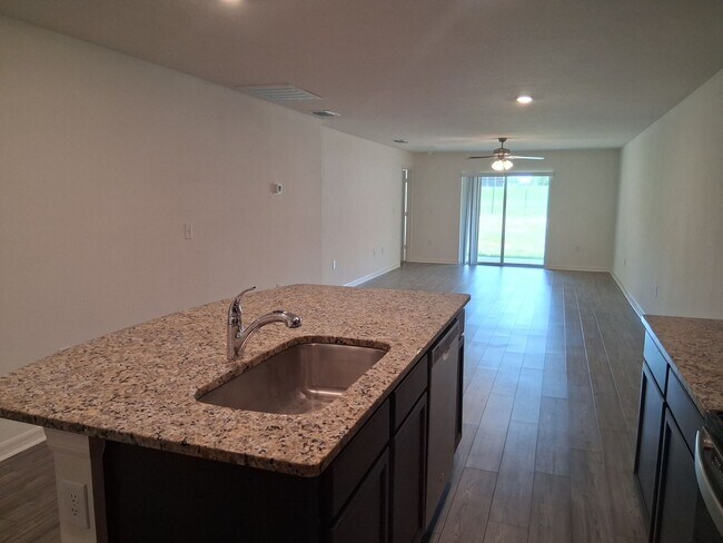 Building Photo - 8871 Southern Charm Cir