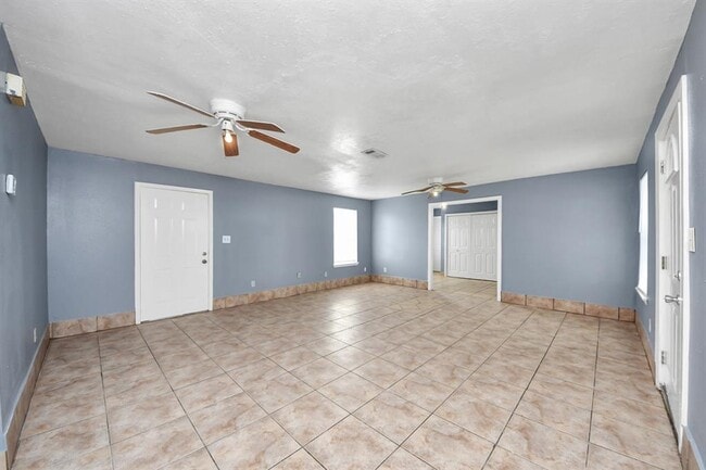 Building Photo - 13710 Brownsville St