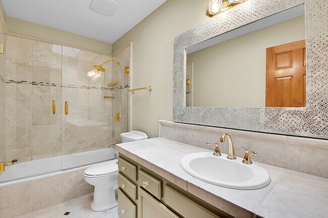 Building Photo - 5368 Evergreen Heights Dr