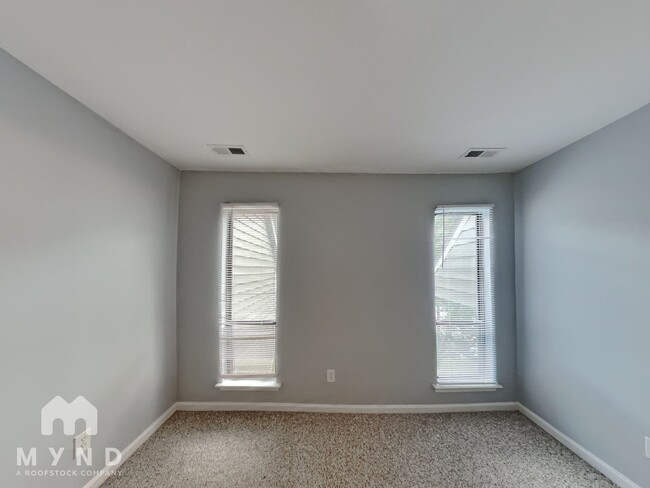 Building Photo - 208 Virginia Pl
