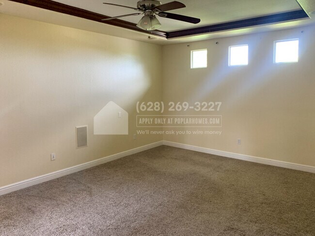 Building Photo - 2734 Macon Dr