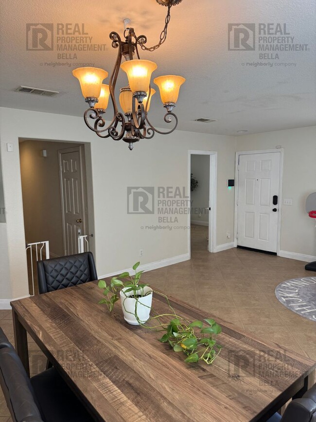 Building Photo - Spacious 4-Bedroom Menifee Home with Open ...