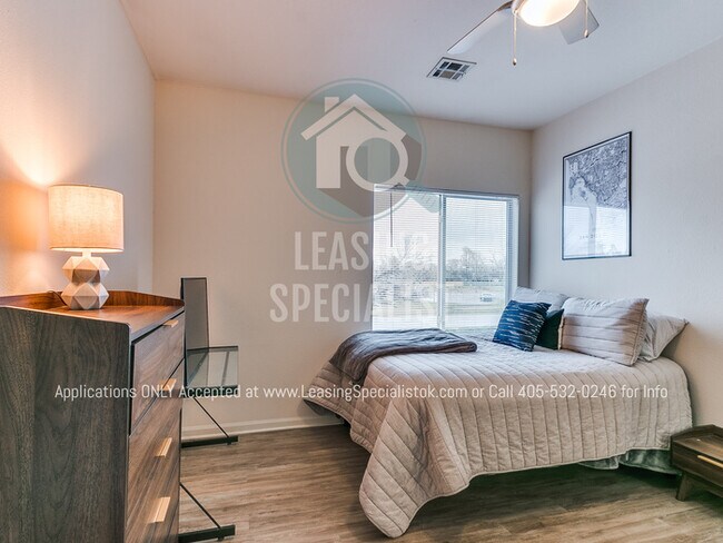 Building Photo - HALF OFF 1ST MONTHS RENT MOVE - IN SPECIAL...