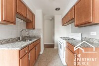 Building Photo - 6011 N Winthrop Ave
