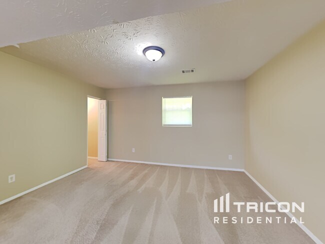 Building Photo - 2053 Stablewood Cove