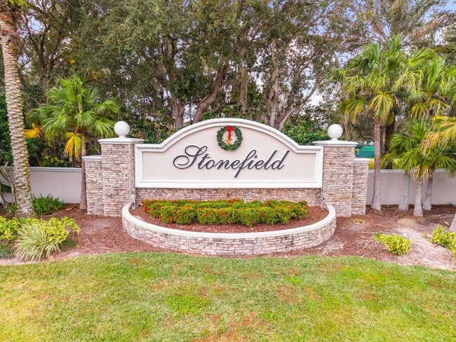 Building Photo - Immaculate 3 Bedroom Home in Gated Community - Stonefield