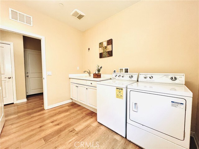 Building Photo - 10920 Playa Del Sol
