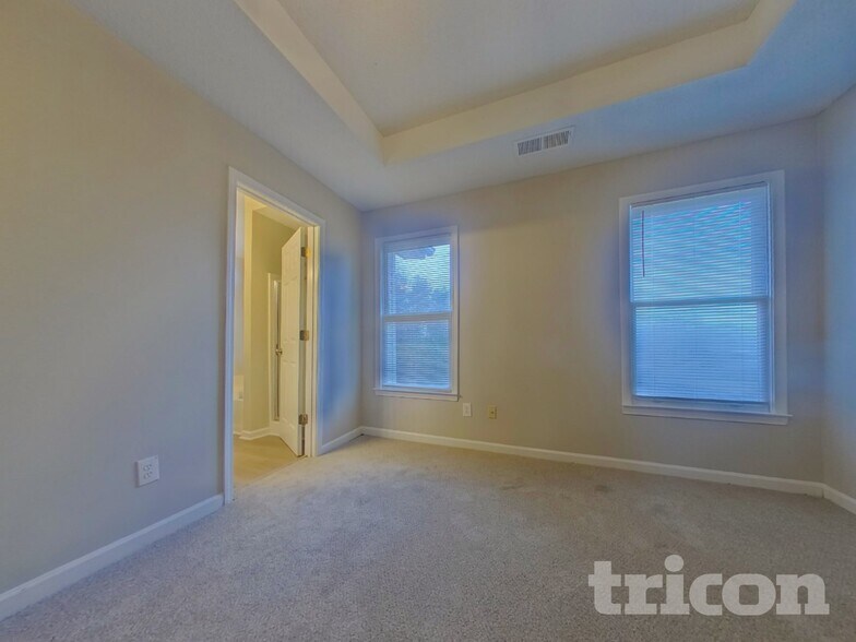 Building Photo - 4901 Martin Farms Rd