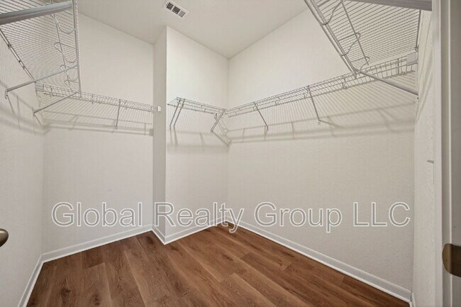 Building Photo - 13603 Lunar Light