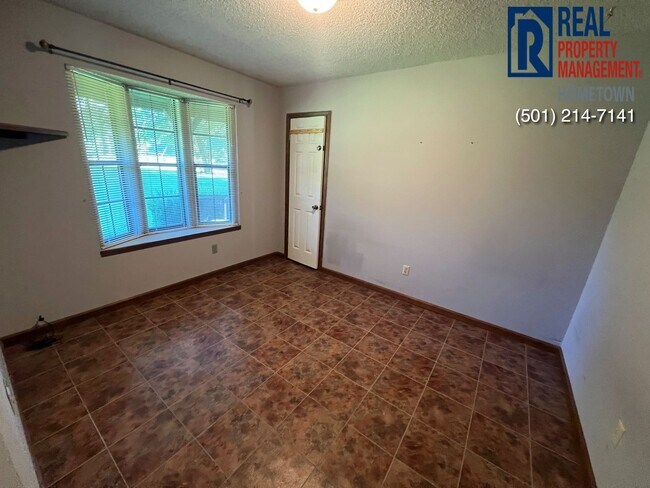 Building Photo - 8512 Highway 5-