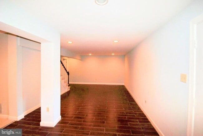 Building Photo - 1506 Chain Bridge Ct