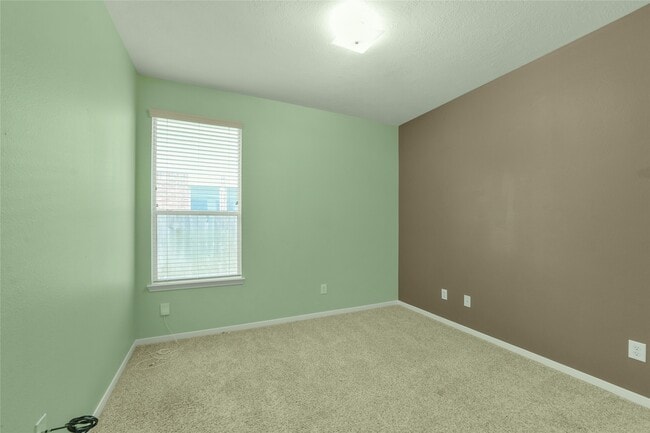 Building Photo - 18022 Oak Orchard Lane