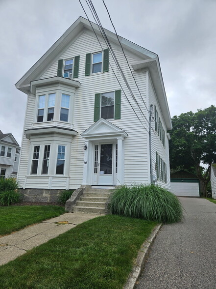 Primary Photo - 92 Bank St