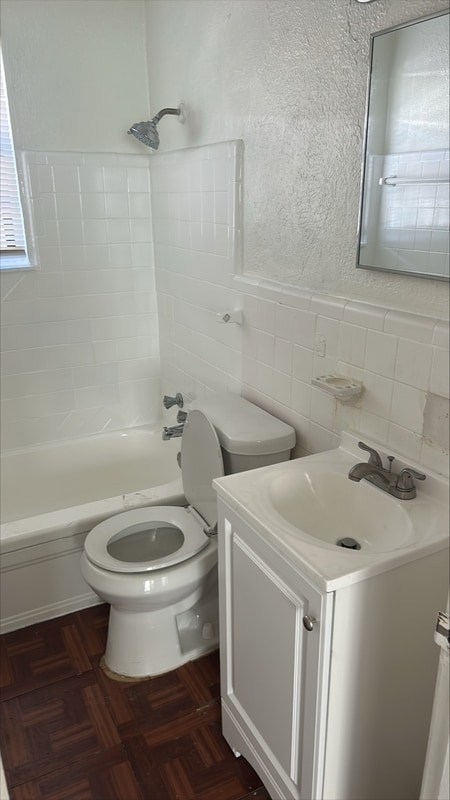 Building Photo - 2805 Carter St