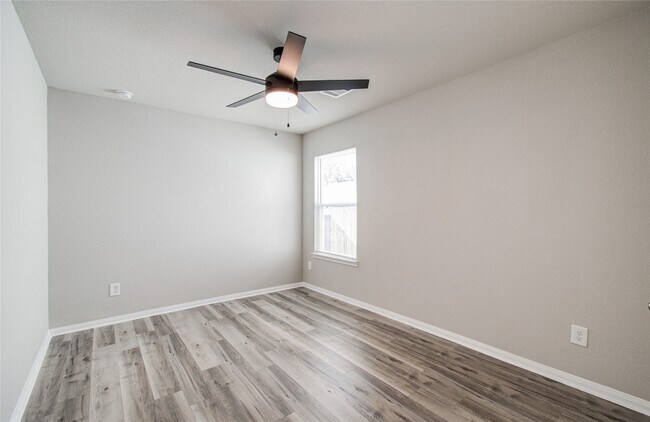 Building Photo - 13409 Cannon Crk Ct