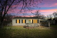 Building Photo - 1200 E 136th St