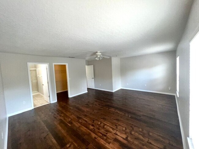 Building Photo - 3522 Caruso Pl