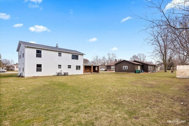 Building Photo - 1643 Park Ave
