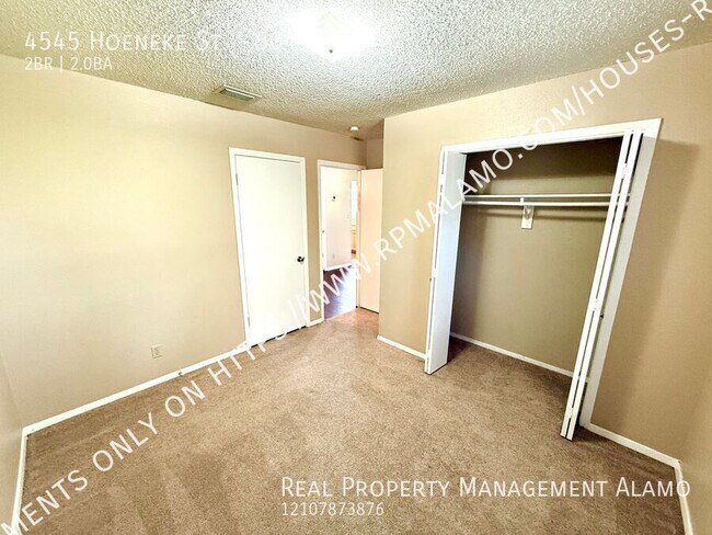 Building Photo - 4545 Hoeneke Dr