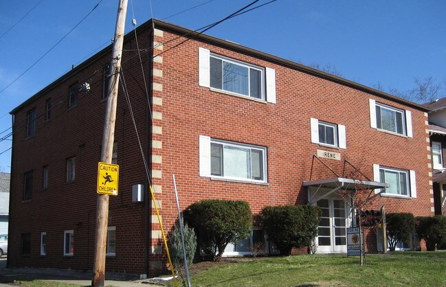 Building Photo - 167 N Portage Path