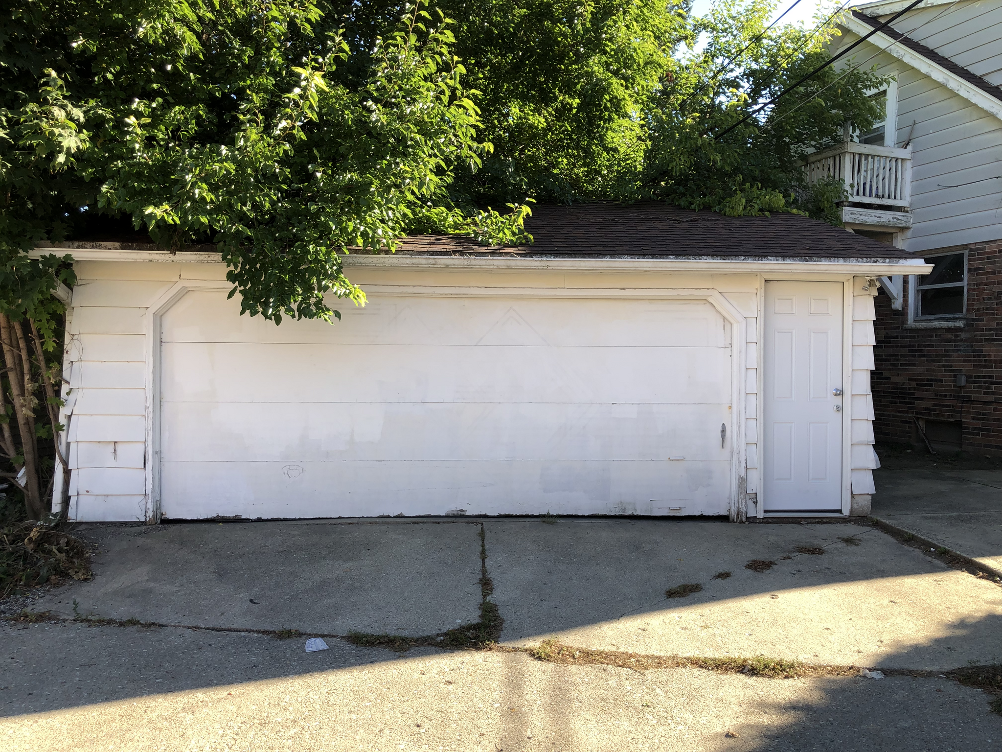 Garage 1 - 8162 W Beckett Ave