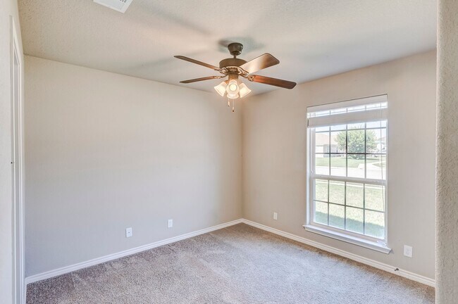 Building Photo - 6302 Castle Gap Dr