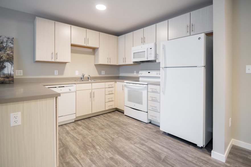 Kitchen - 30 Metro Apartments