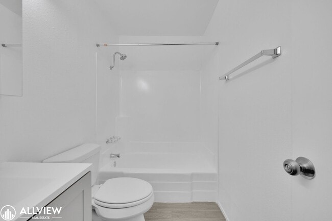 Building Photo - 9200 Harness St