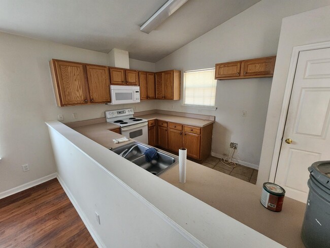 Building Photo - 5572 Pleasant Pines Ct
