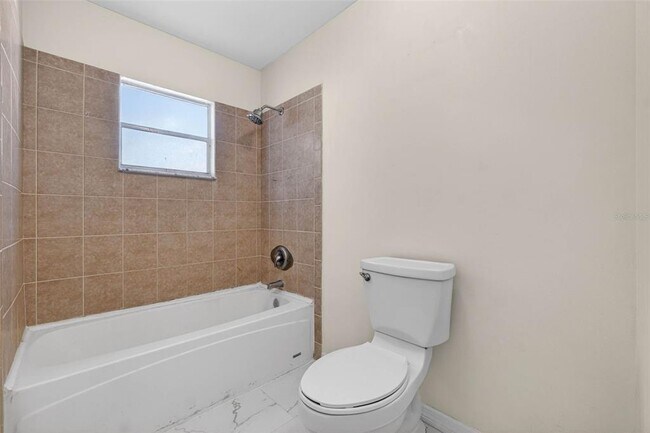 Building Photo - 10659 Windsor Ct