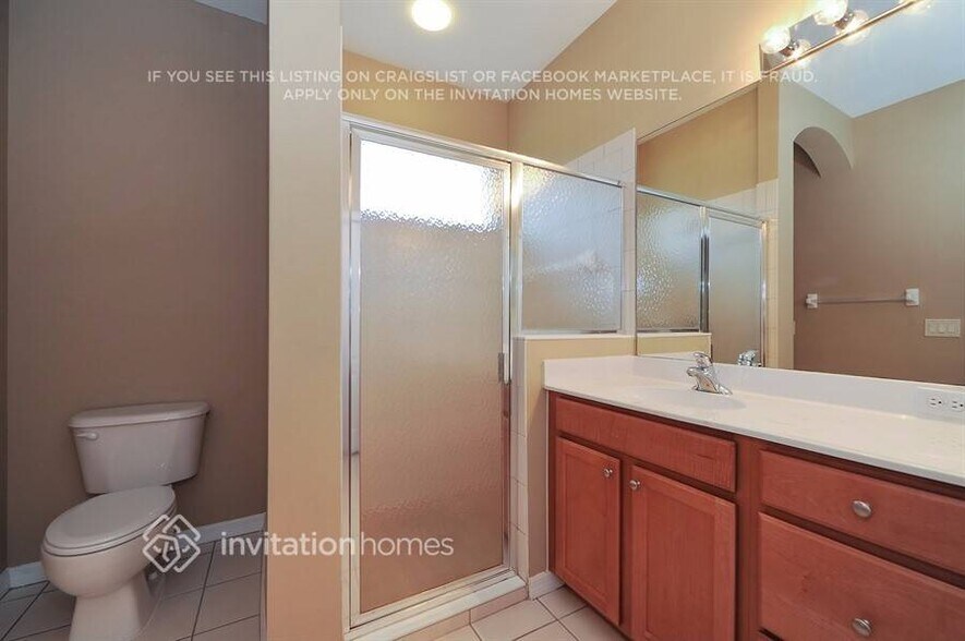 Building Photo - 5015 Lakehurst Ct