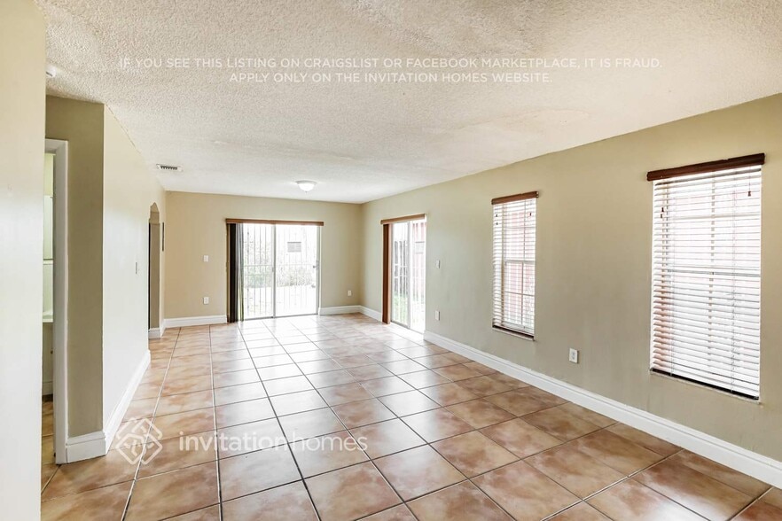 Building Photo - 14002 SW 161 Terrace