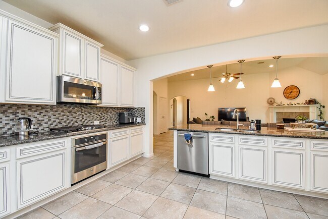Building Photo - 12447 Girasole Ct