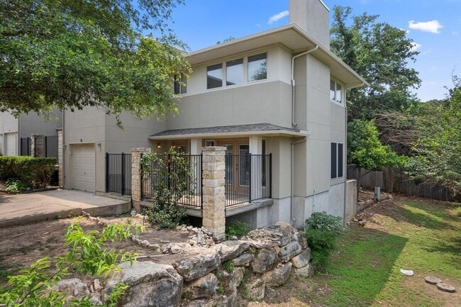 Building Photo - 5306 Beacon Dr