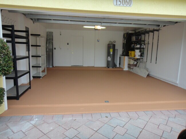 Building Photo - 15060 Corby Ct